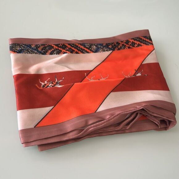 Elegant Orange and Cream Scarf S32 - Picture 4 of 4